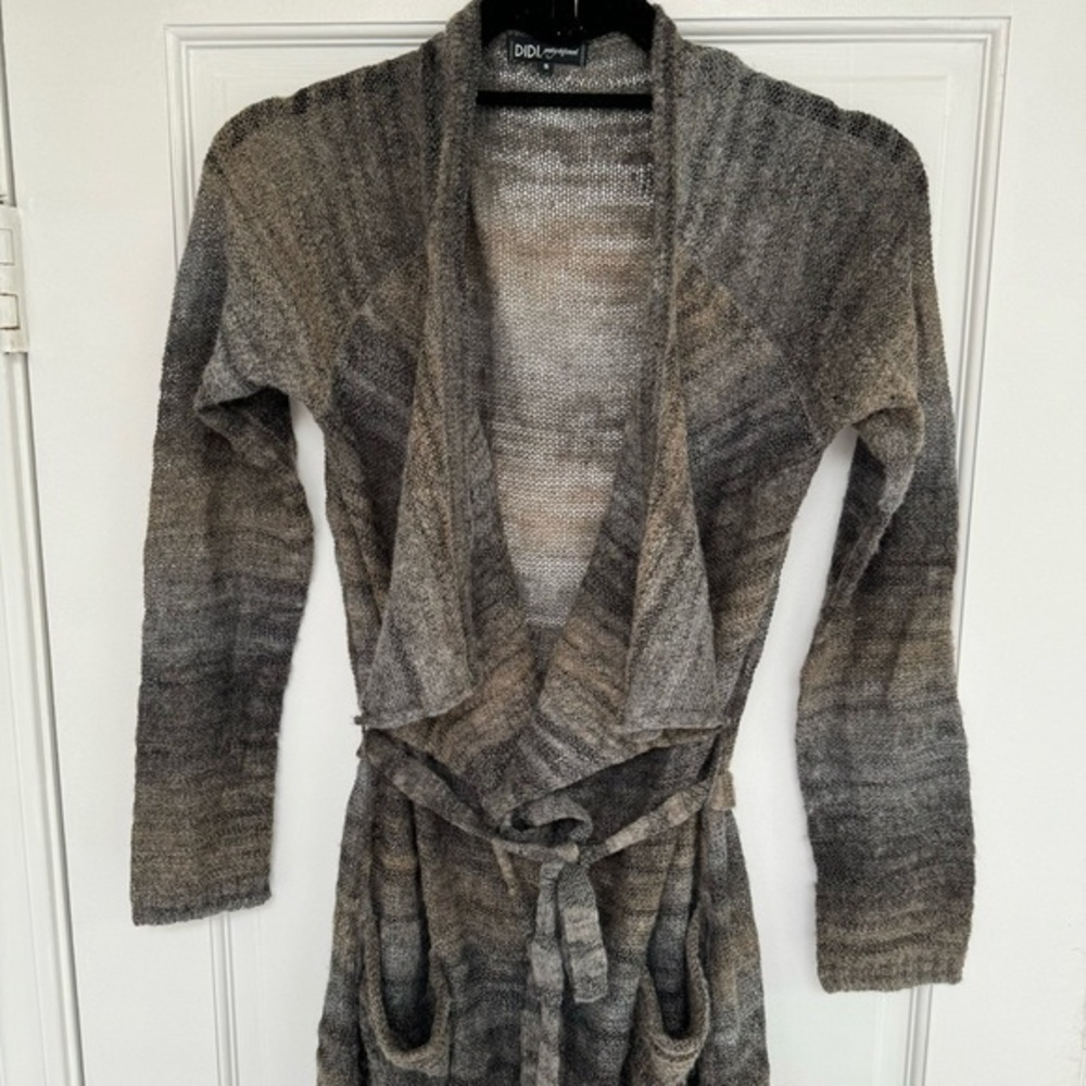 Cardigan with belt